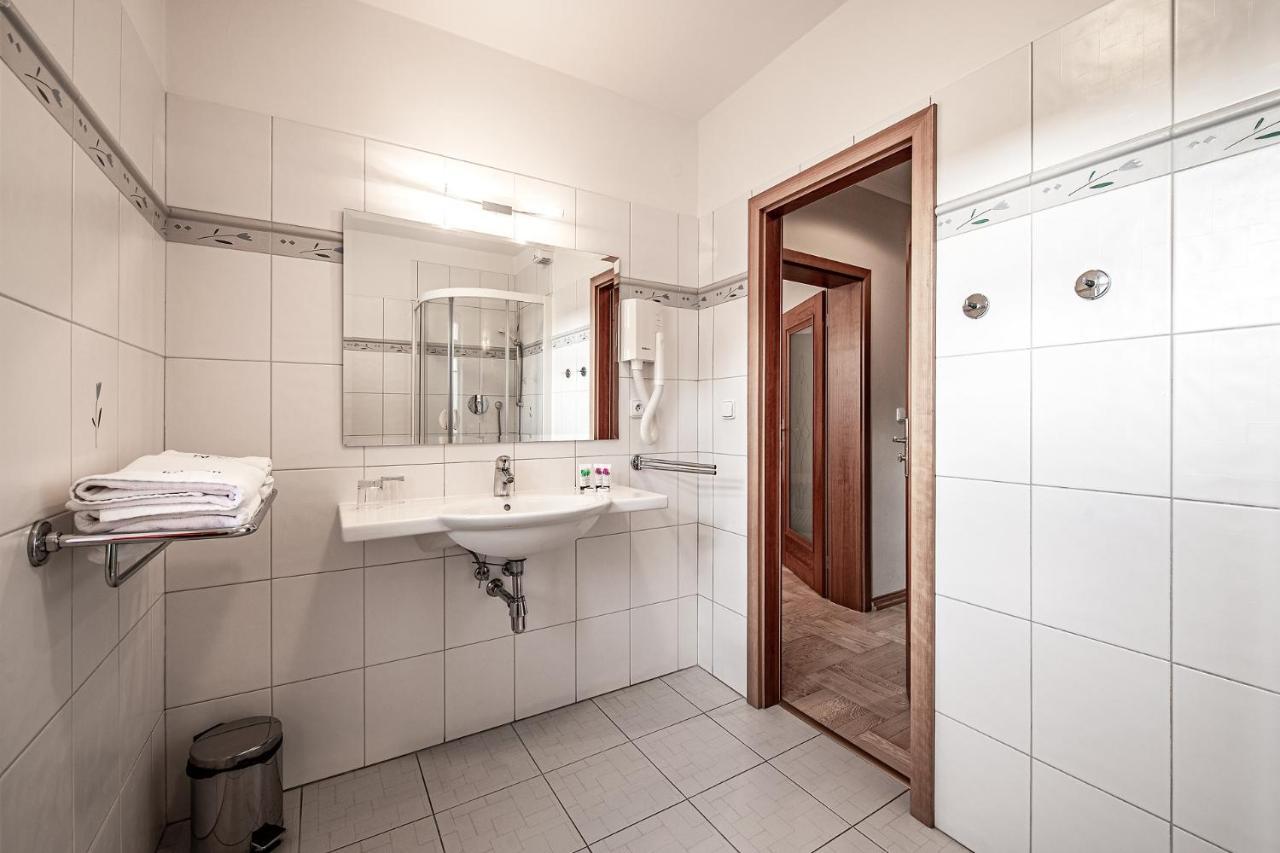 Pension Kriva Olomouc Exteriör bild