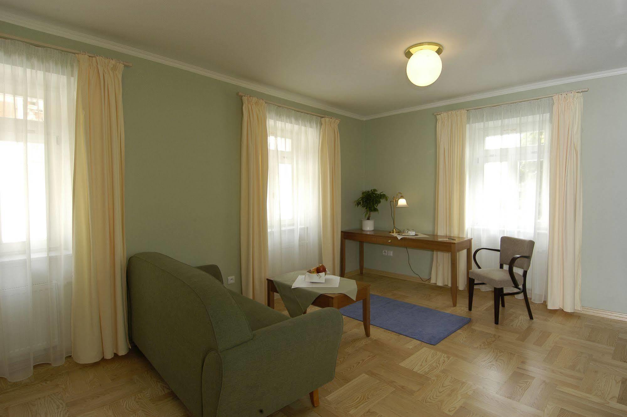 Pension Kriva Olomouc Exteriör bild